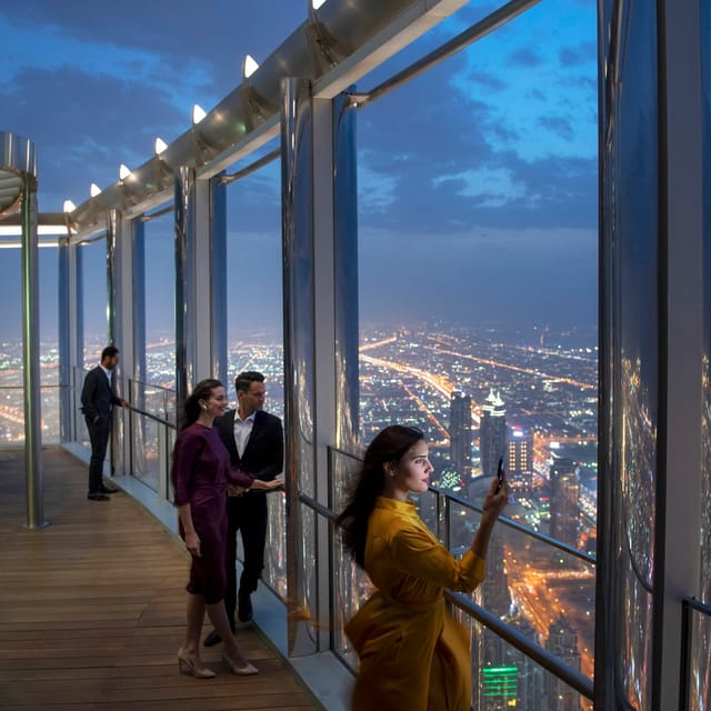 Burj Khalifa: The Lounge (Floors 152, 153 and 154) - Photo 1 of 12